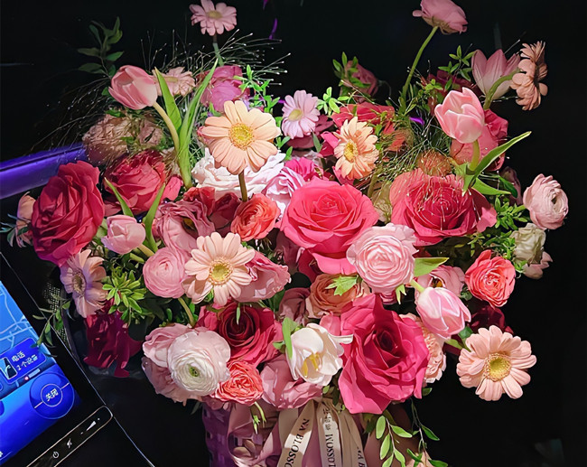 廣西哪里可以學(xué)花藝？廣西花藝培訓(xùn)哪家時(shí)尚？