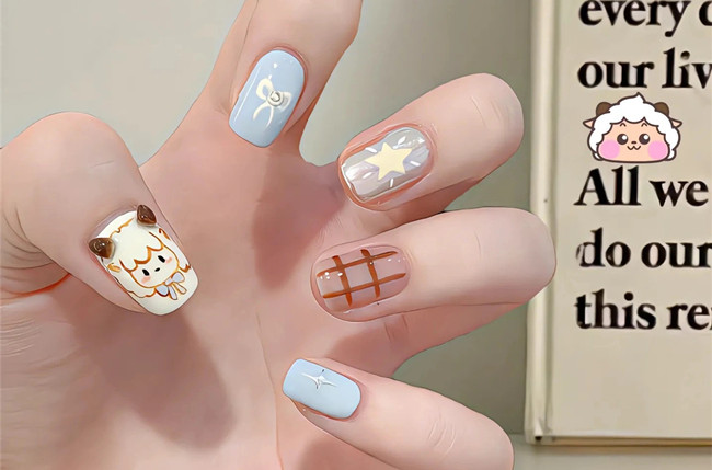 精致手繪美甲，美甲款式圖片2023