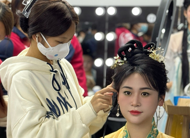 漢服造型設(shè)計，南寧培訓(xùn)漢服造型師作品