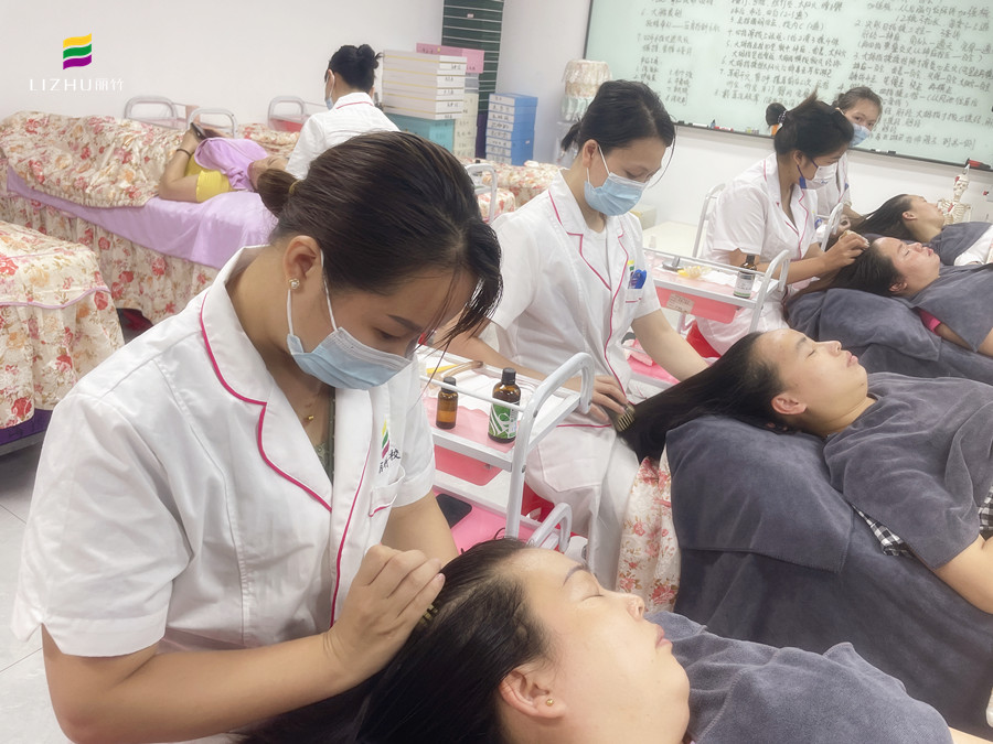 適合梳頭的時間？南寧頭療養(yǎng)生學(xué)習(xí)