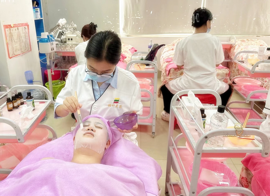 冬季護(hù)膚的誤區(qū)，南寧學(xué)美容面部管理