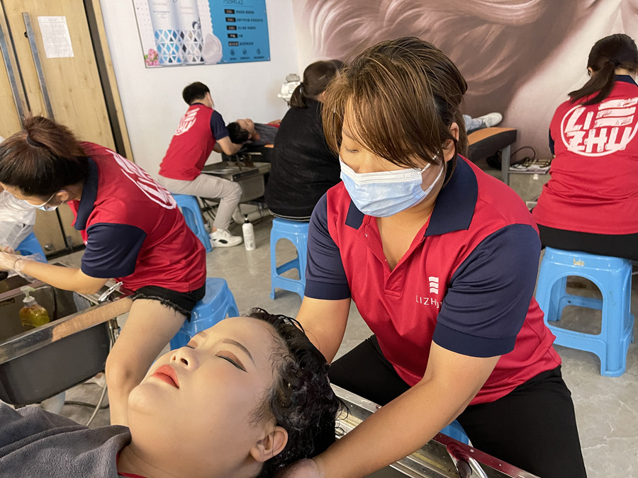 廣西美發(fā)培訓(xùn)畢業(yè)體會(huì) | 美發(fā)學(xué)習(xí)心得