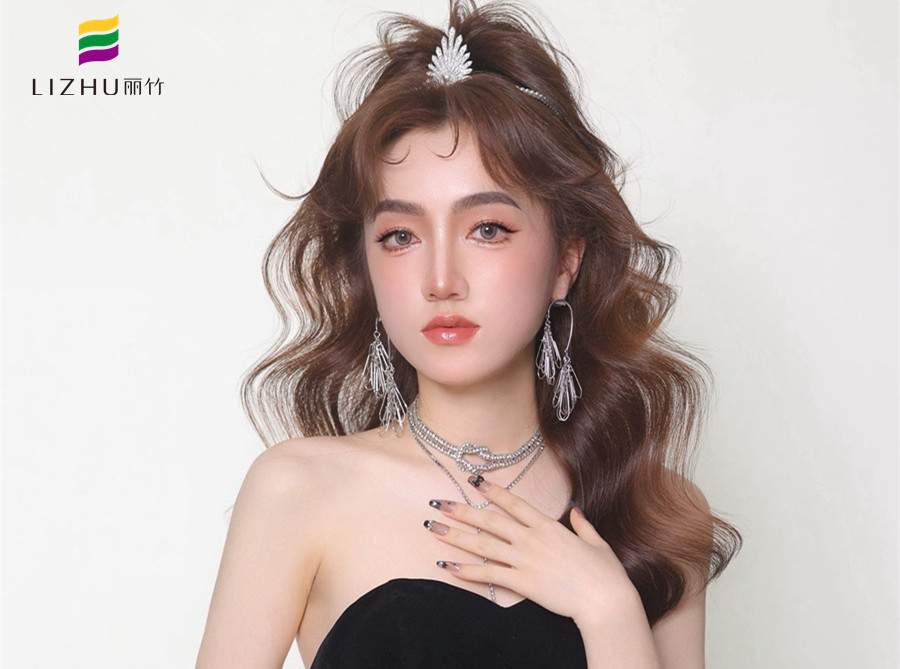 千金晚宴造型，南寧化妝彩妝造型學(xué)校作品