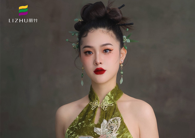 新中式造型，廣西學(xué)化妝形象（麗竹化妝培訓(xùn)）作品