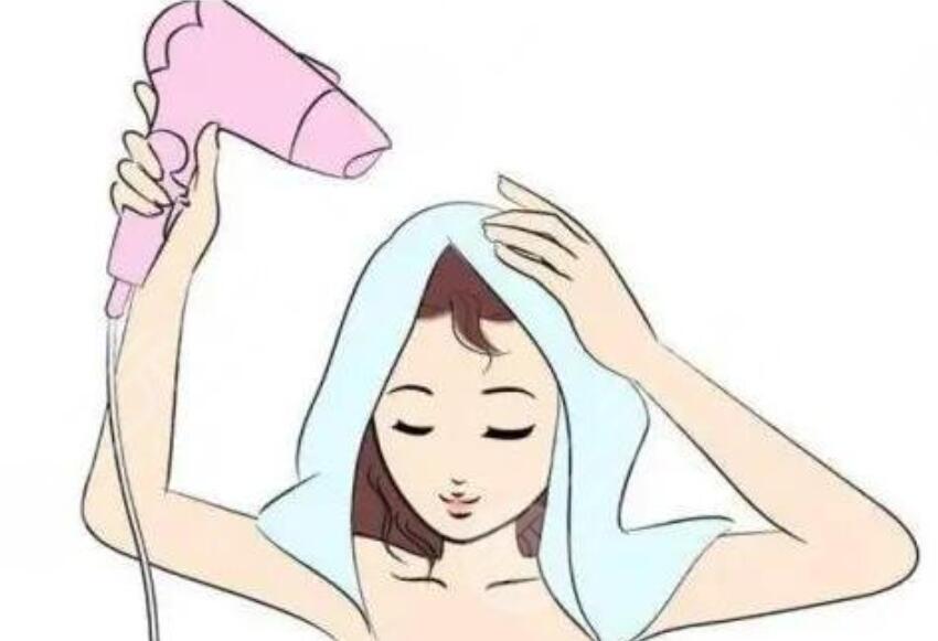 護(hù)發(fā)精油的正確用法，南寧美發(fā)洗頭培訓(xùn)班教學(xué)