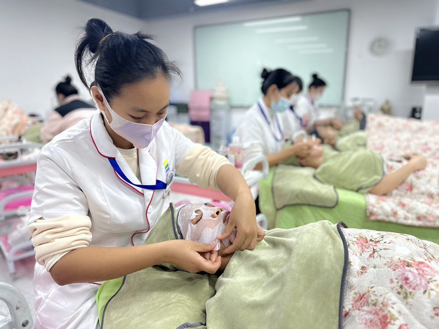 春季護膚緊急攻略，南寧護膚美容培訓(xùn)