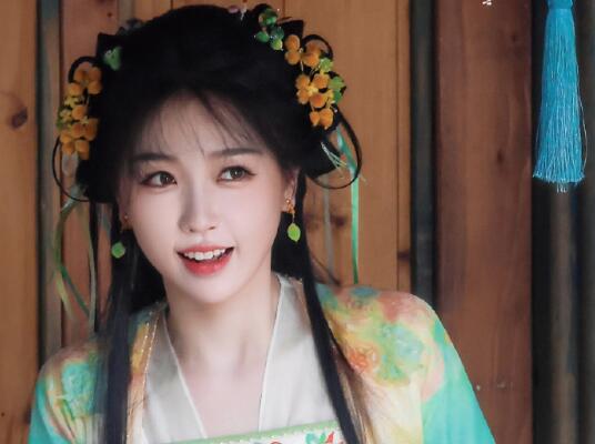 《黑蓮花攻略手冊》虞書欣凌妙妙妝容教程