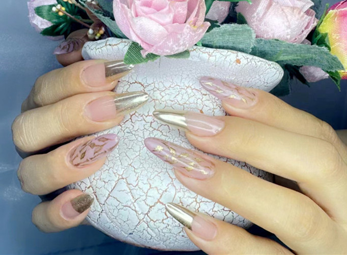 國風金竹美甲 ，南寧美甲師職校分享教程