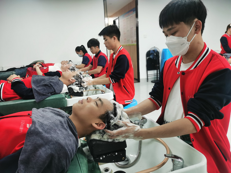 掉頭發(fā)的根本原因，南寧洗發(fā)護(hù)膚培訓(xùn)講解