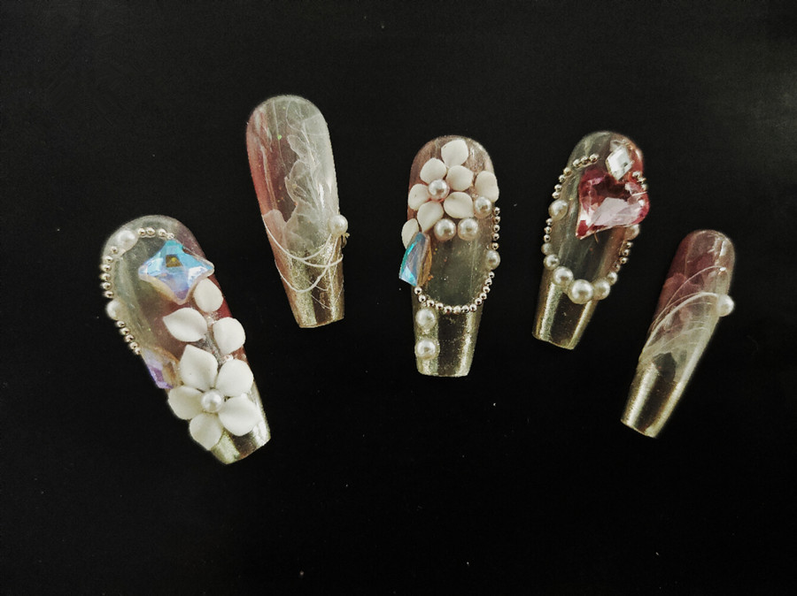 秋冬款尖花美甲，廣西美甲造型