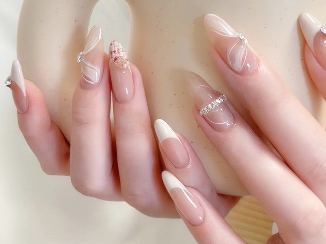 仙女風法式美甲，廣西學美甲零基礎