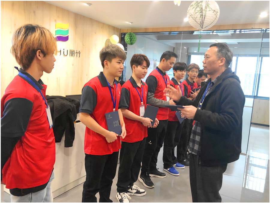 祝賀通關成功！南寧學美發(fā)心得 