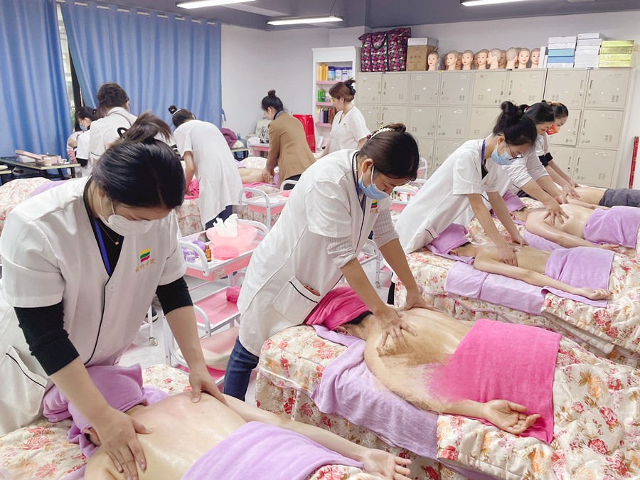 肩部按摩操作注意事項(xiàng)，廣西美容健康管理手法講解