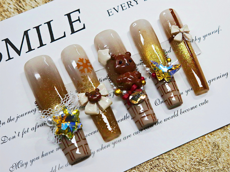 巧克力熊美甲，廣西美甲學(xué)徒熱門款推薦