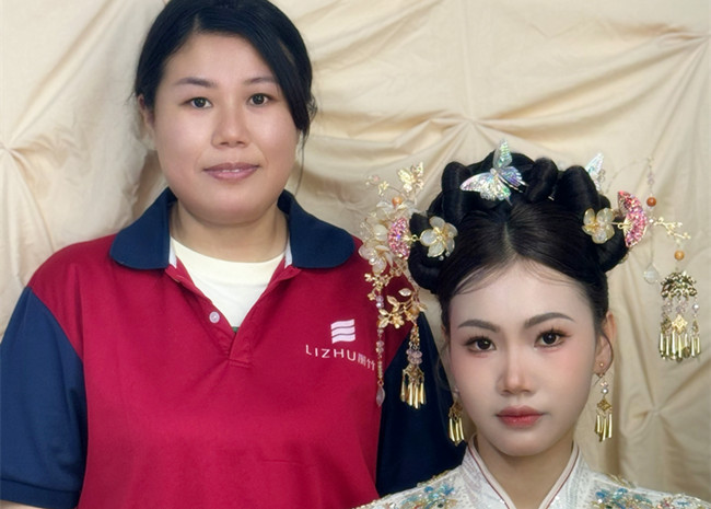 新中式秀禾，南寧化妝學(xué)校十大品牌