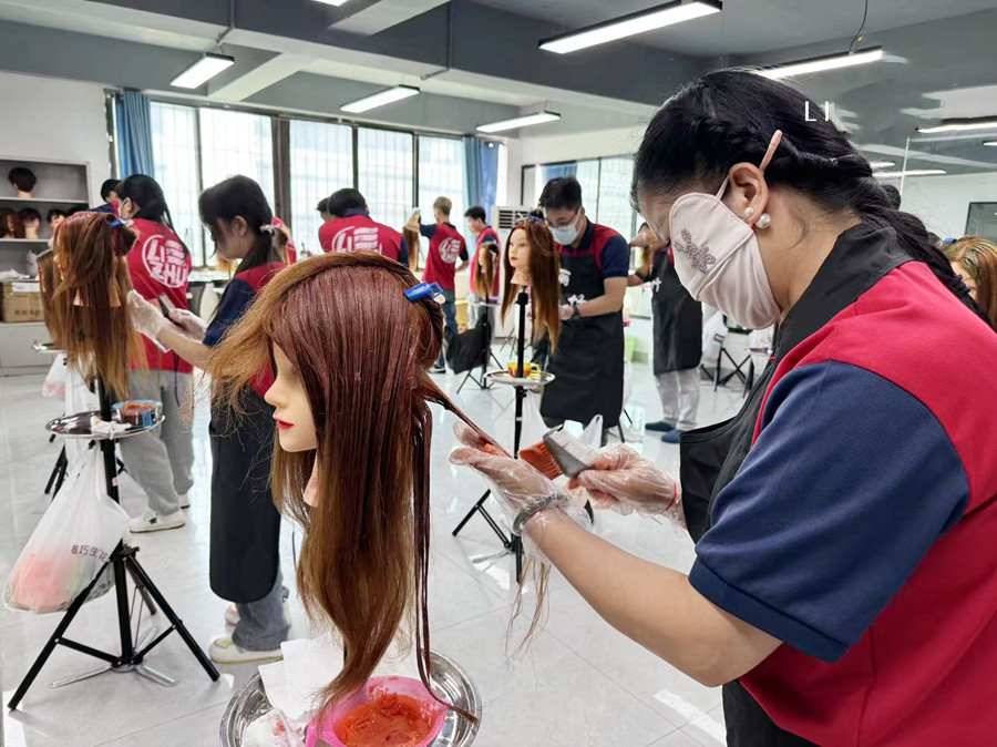 建議你收藏這份新手染發(fā)教程，廣西專業(yè)燙染