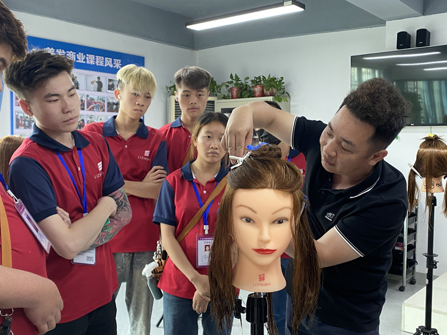 女士發(fā)尾分為哪幾類？廣西女士造型分享