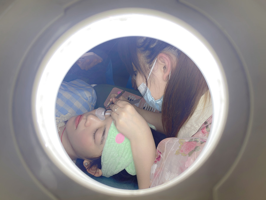 南寧美睫哪里專業(yè)？南寧學(xué)美睫去哪里？