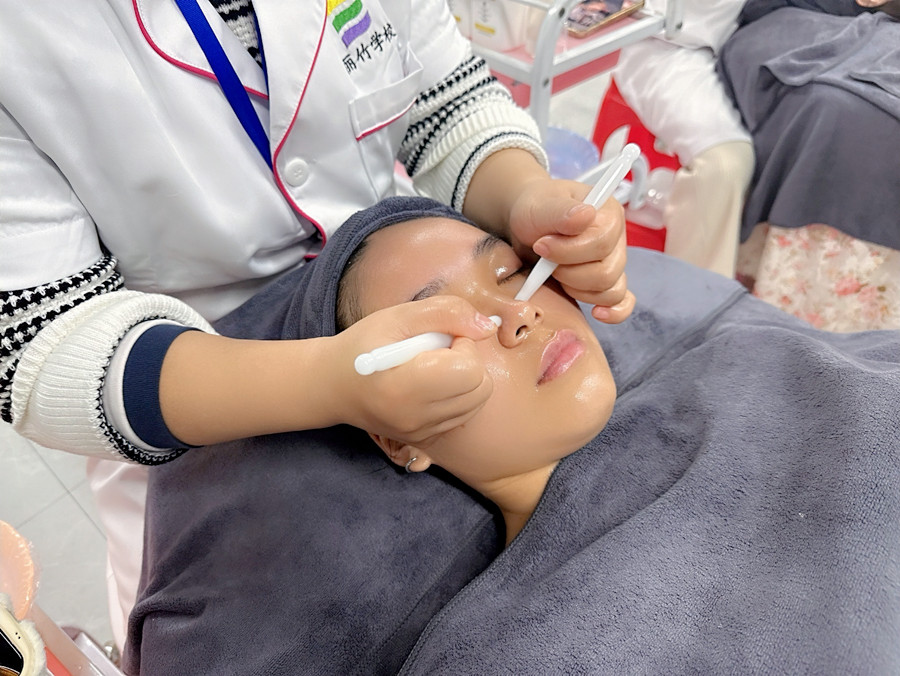 適合女生學的技術(shù) | 撥筋受歡迎的原因