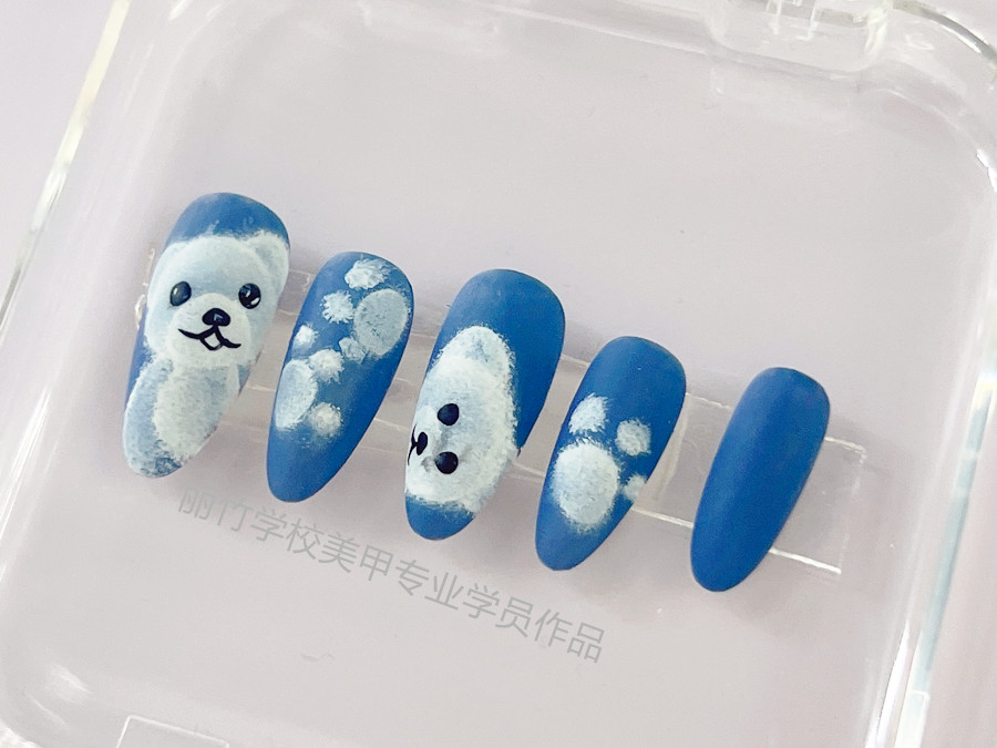 輕松熊美甲，南寧美甲訓(xùn)練課堂作品